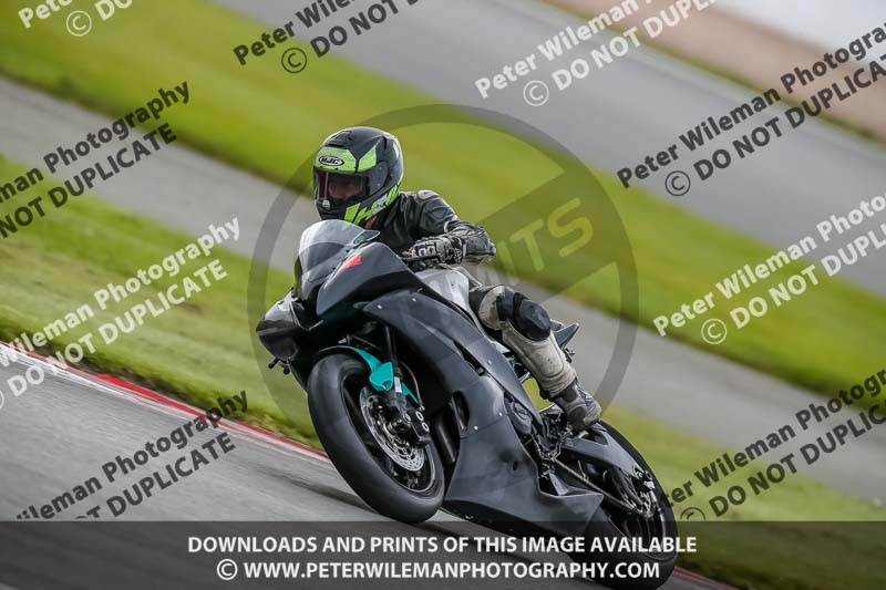 PJ Motorsport Photography;donington no limits trackday;donington park photographs;donington trackday photographs;no limits trackdays;peter wileman photography;trackday digital images;trackday photos
